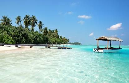 Exploring Pristine White-Sand Shores Across the Globe: A Collection of 10 Mesmerizing Beaches