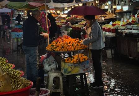 From Groceries to Gatherings: How China’s "Market Walk" is Redefining Urban Lifestyle