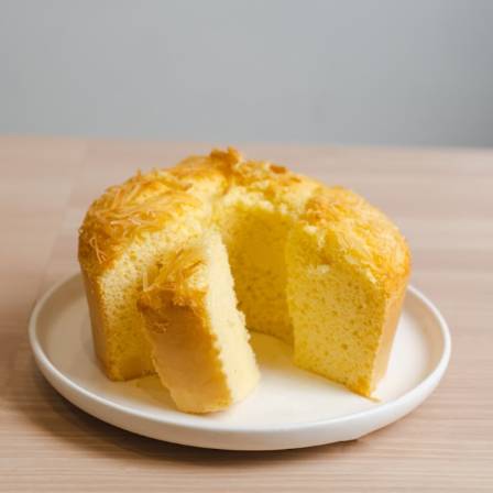 Light and Fluffy Sponge Cake: A Simple Guide